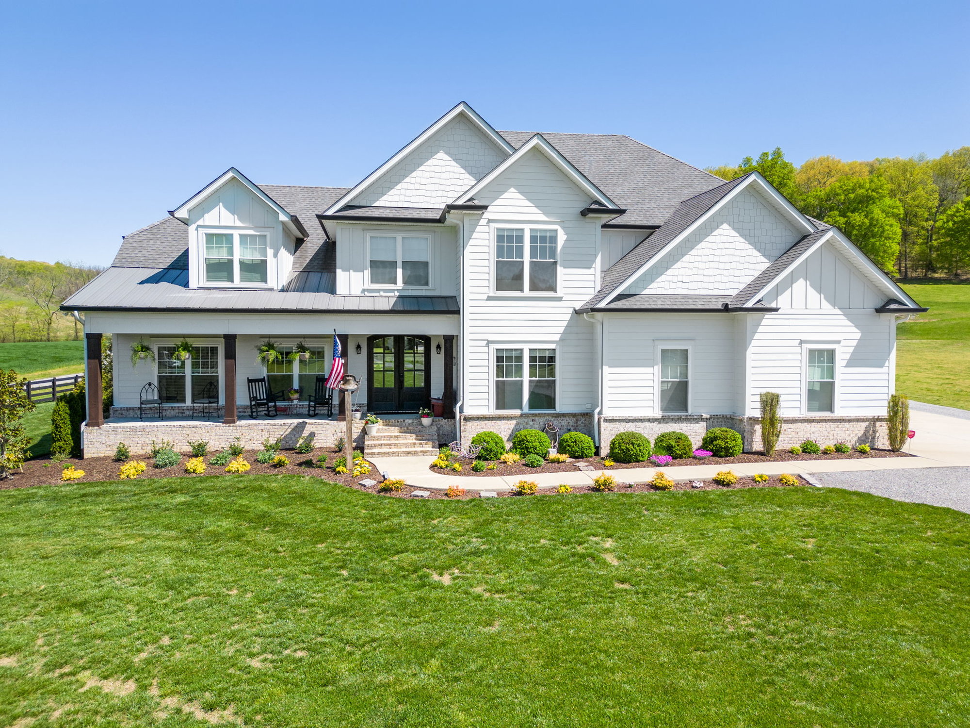 2624 Hwy 25 exterior photo